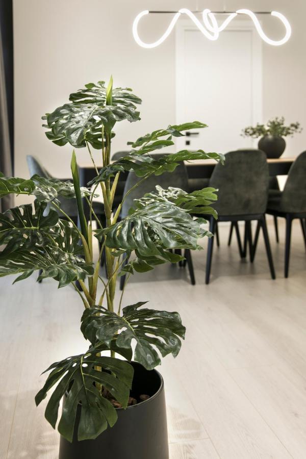 Ultra Chic Modern 4 Bedrooms In Apartmán *