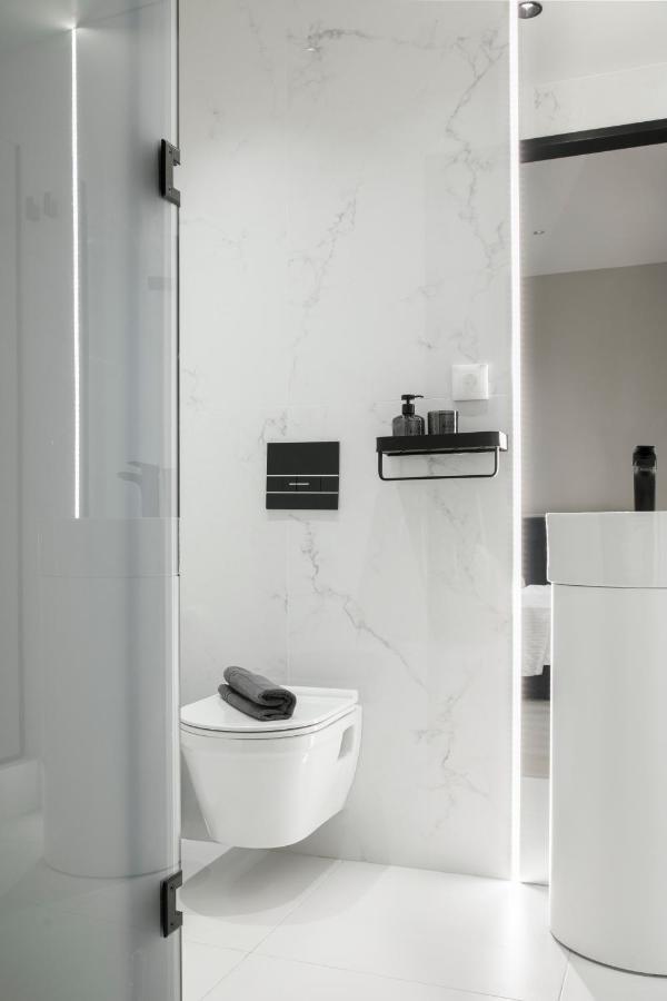 Apartment Ultra Chic Modern 4 Bedrooms In