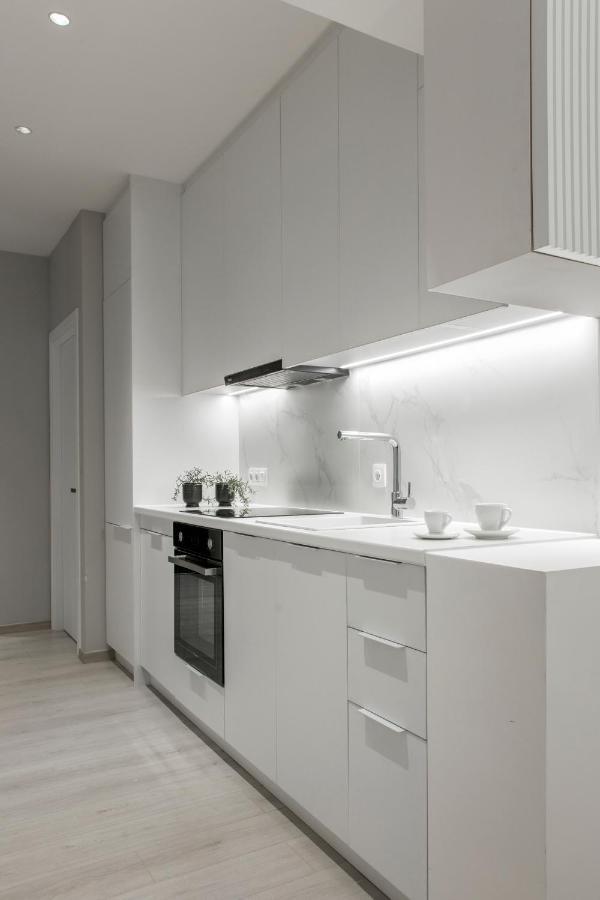 Apartment Ultra Chic Modern 4 Bedrooms In Athens